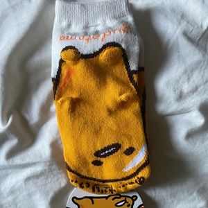 FREE WITH ANY PURCHASE Gudetama socks
